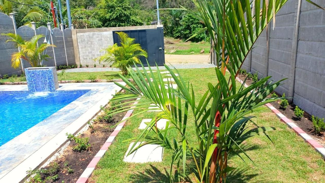 Casa Bahia Ale, Bahia Ballena Увита Екстериор снимка